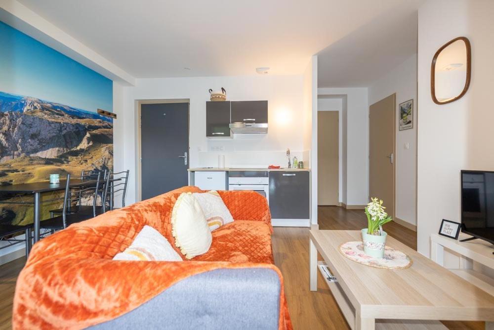 L'Escapade Dauphinoise, Gite 2 Chambres Avec Terrasse Et Clim Beaucroissant Εξωτερικό φωτογραφία
